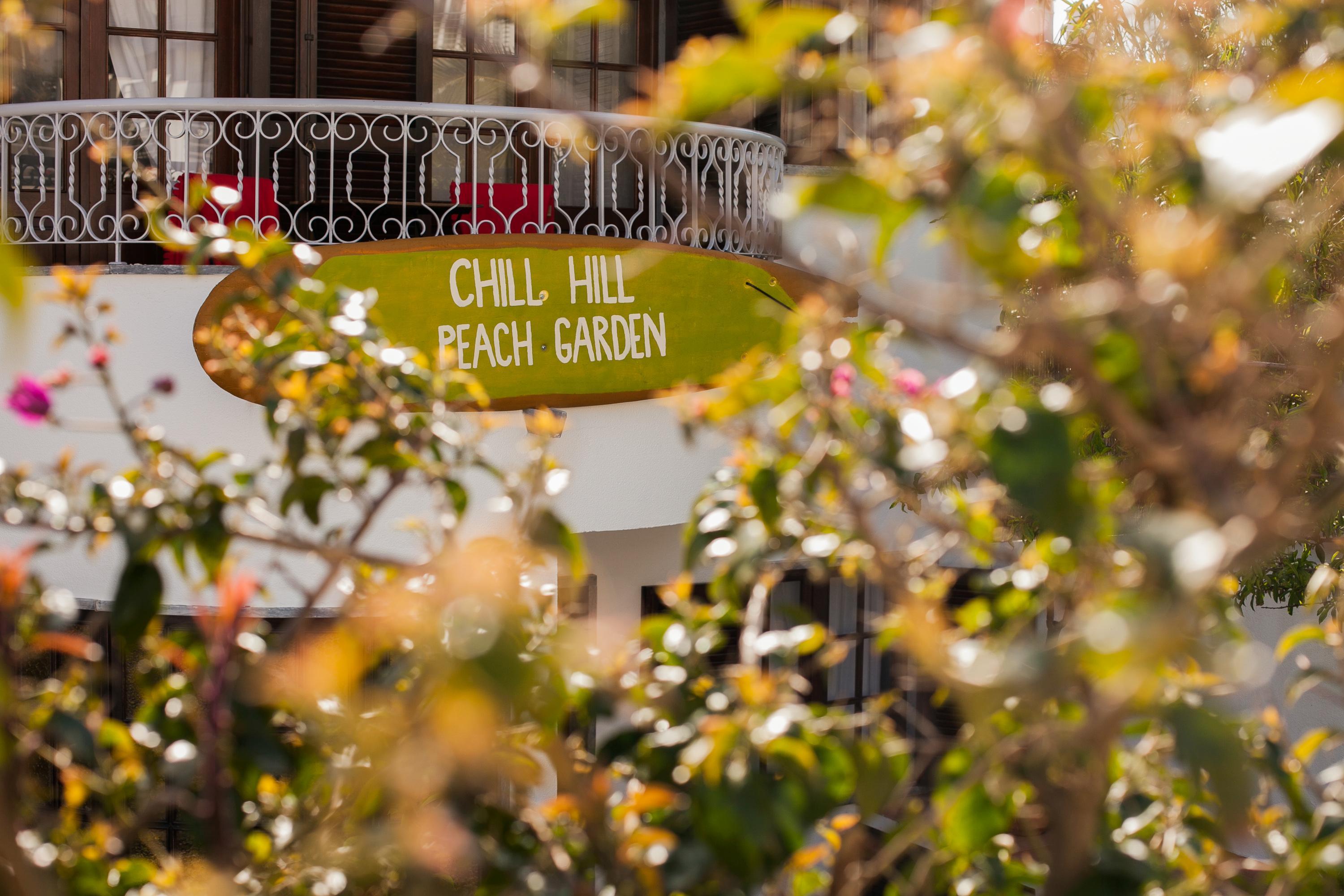 Ericeira Chill Hill Hostel & Private Rooms - Peach Garden Bagian luar foto