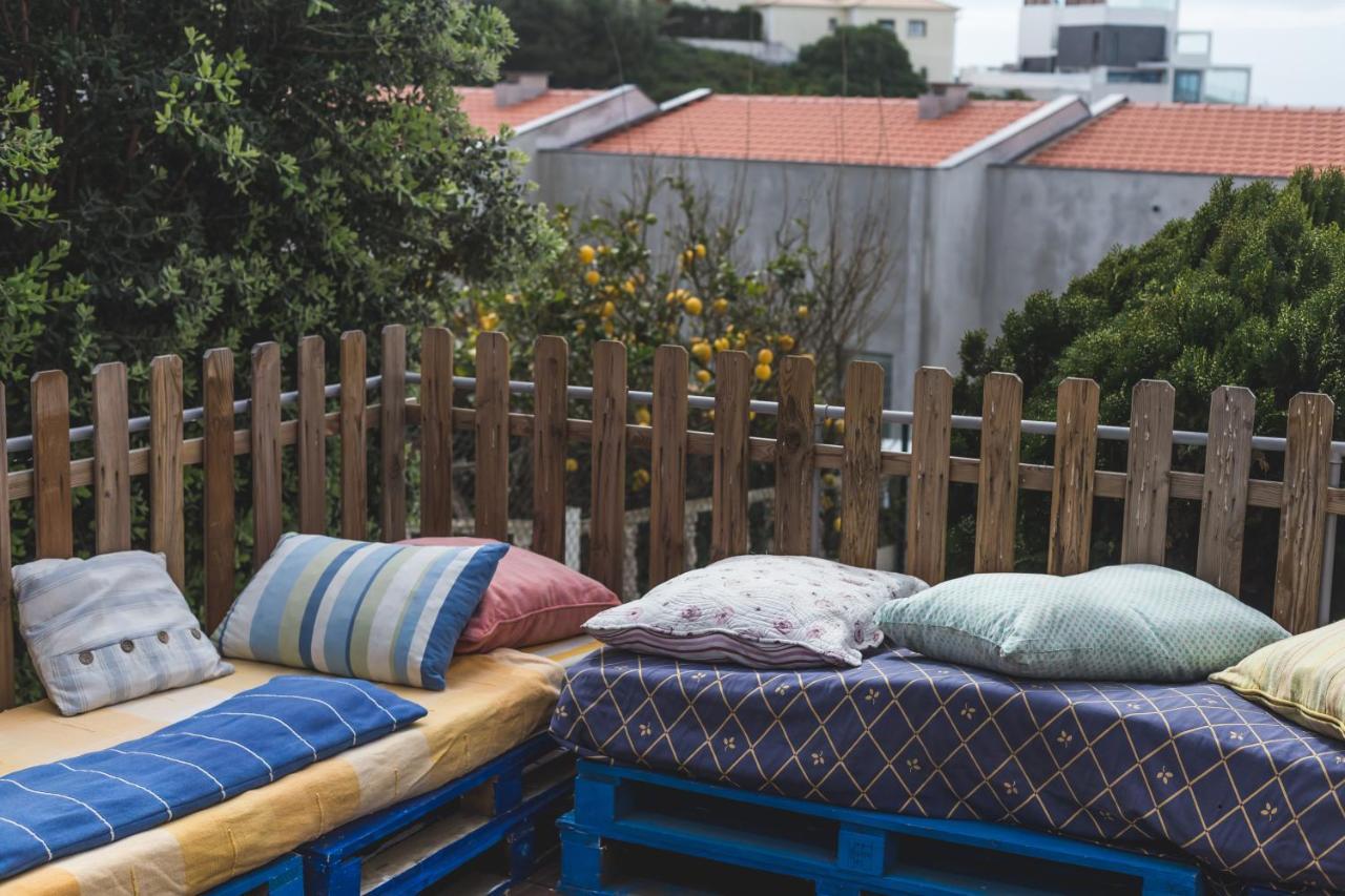 Ericeira Chill Hill Hostel & Private Rooms - Peach Garden Bagian luar foto