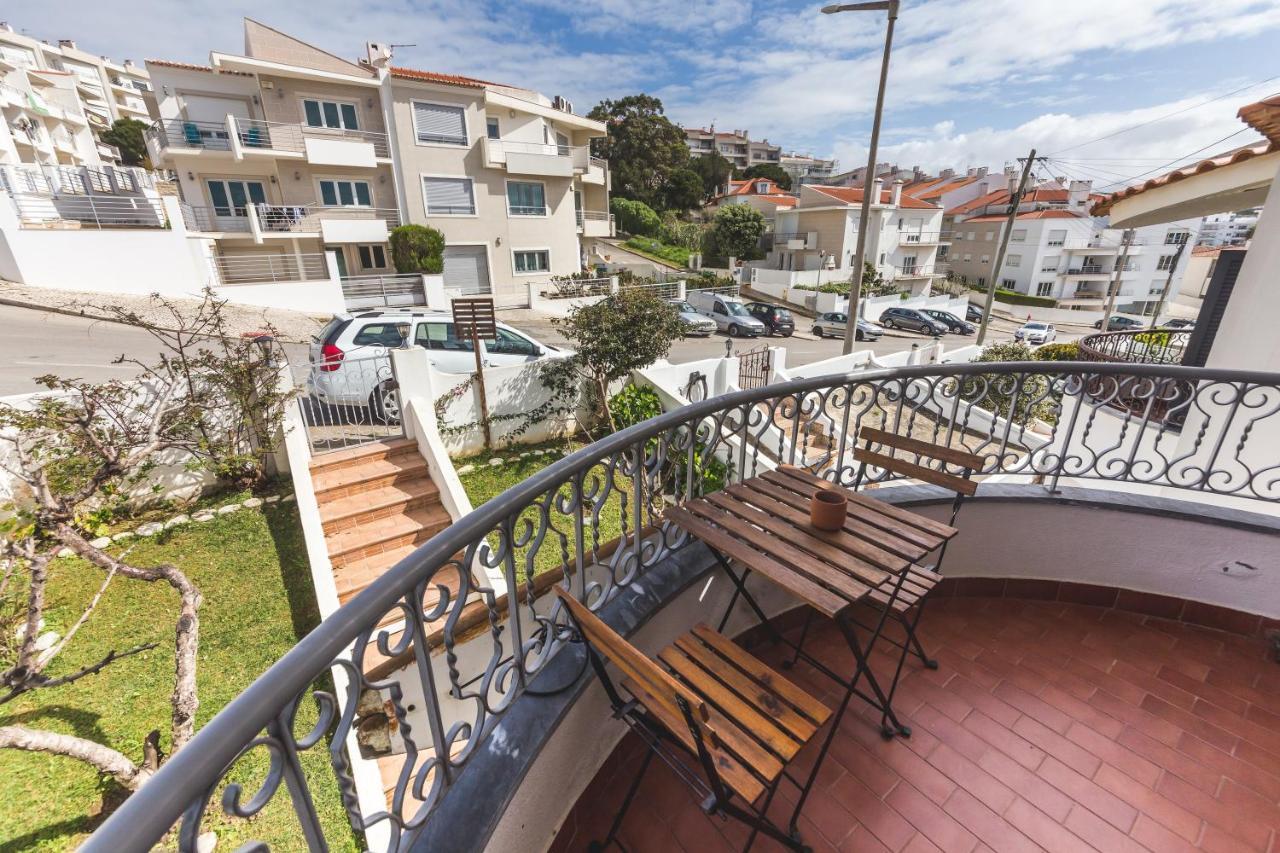 Ericeira Chill Hill Hostel & Private Rooms - Peach Garden Bagian luar foto