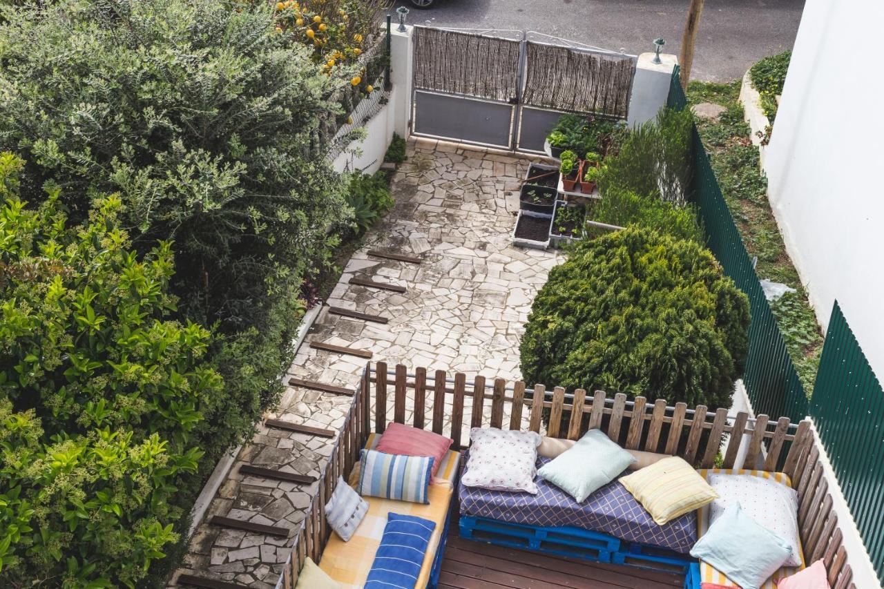 Ericeira Chill Hill Hostel & Private Rooms - Peach Garden Bagian luar foto