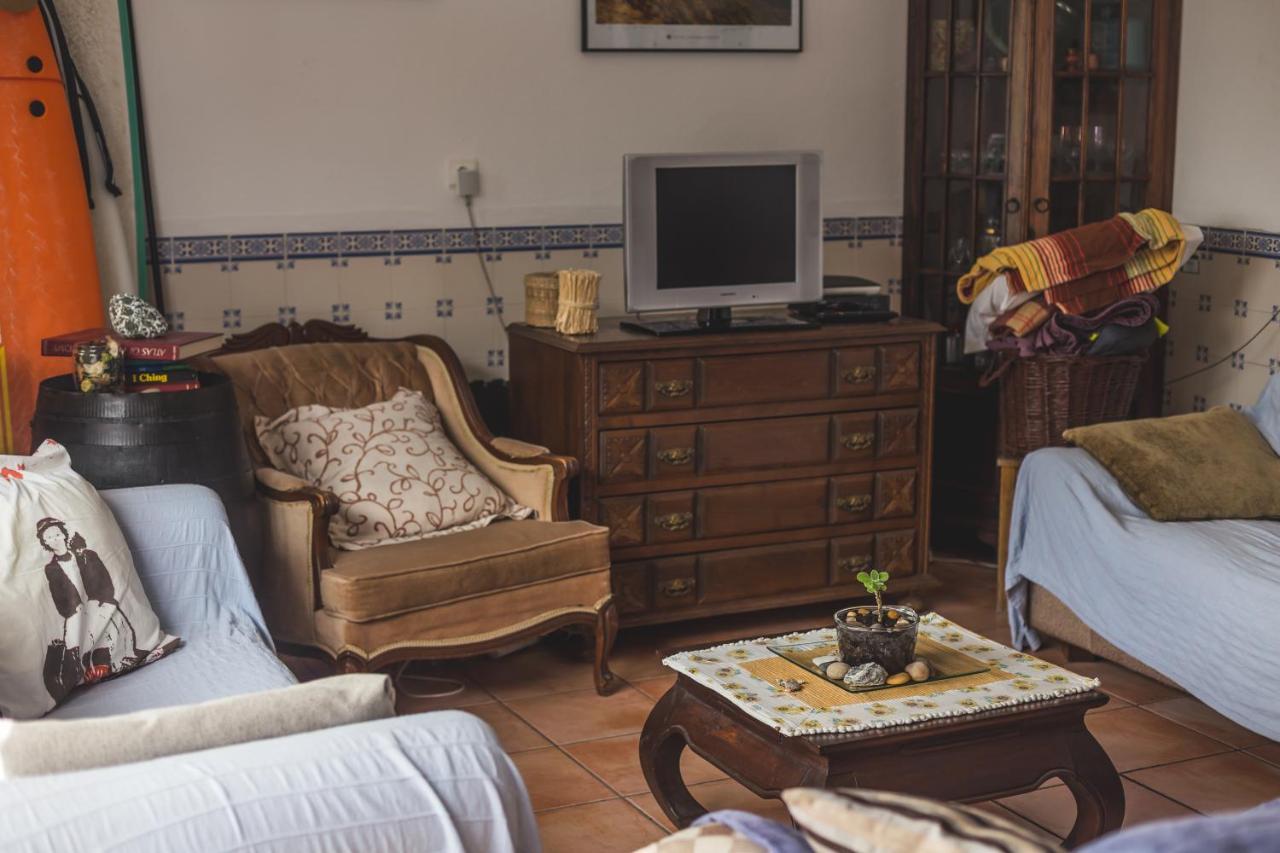 Ericeira Chill Hill Hostel & Private Rooms - Peach Garden Bagian luar foto