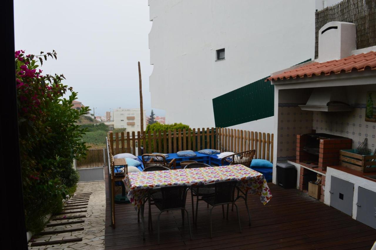 Ericeira Chill Hill Hostel & Private Rooms - Peach Garden Bagian luar foto